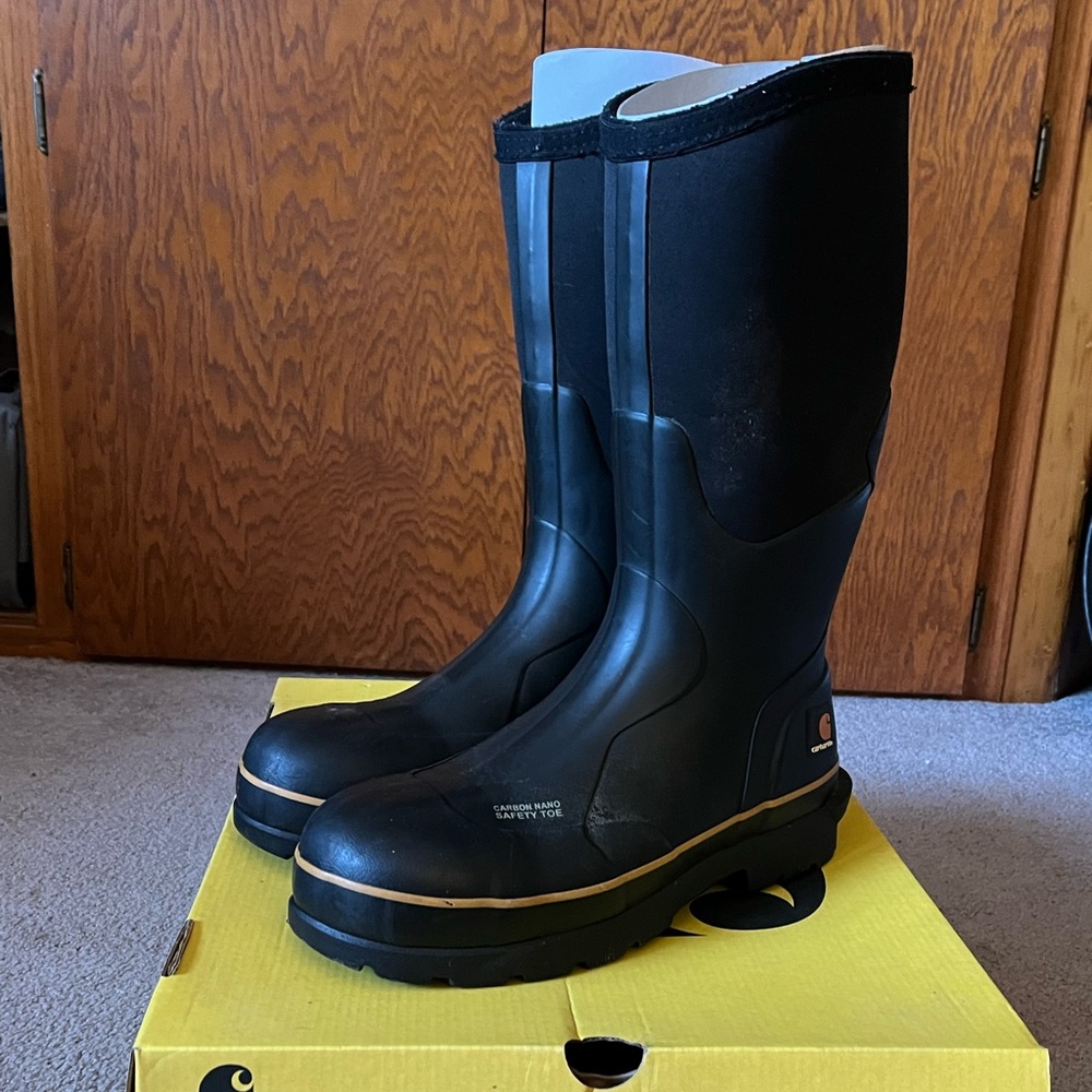 Men’s Carhartt waterproof Mudrunner boots